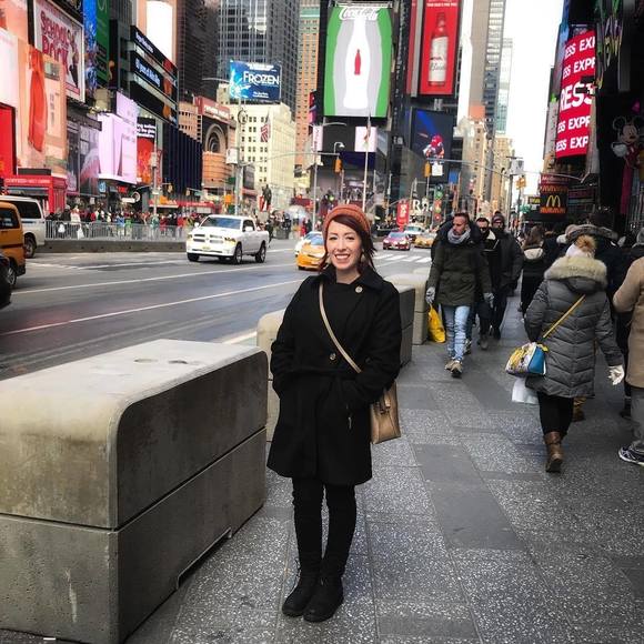 Meet your Posher, Destanie - Picture 1 of 1